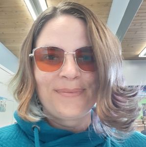 Meet your Posher, Leann